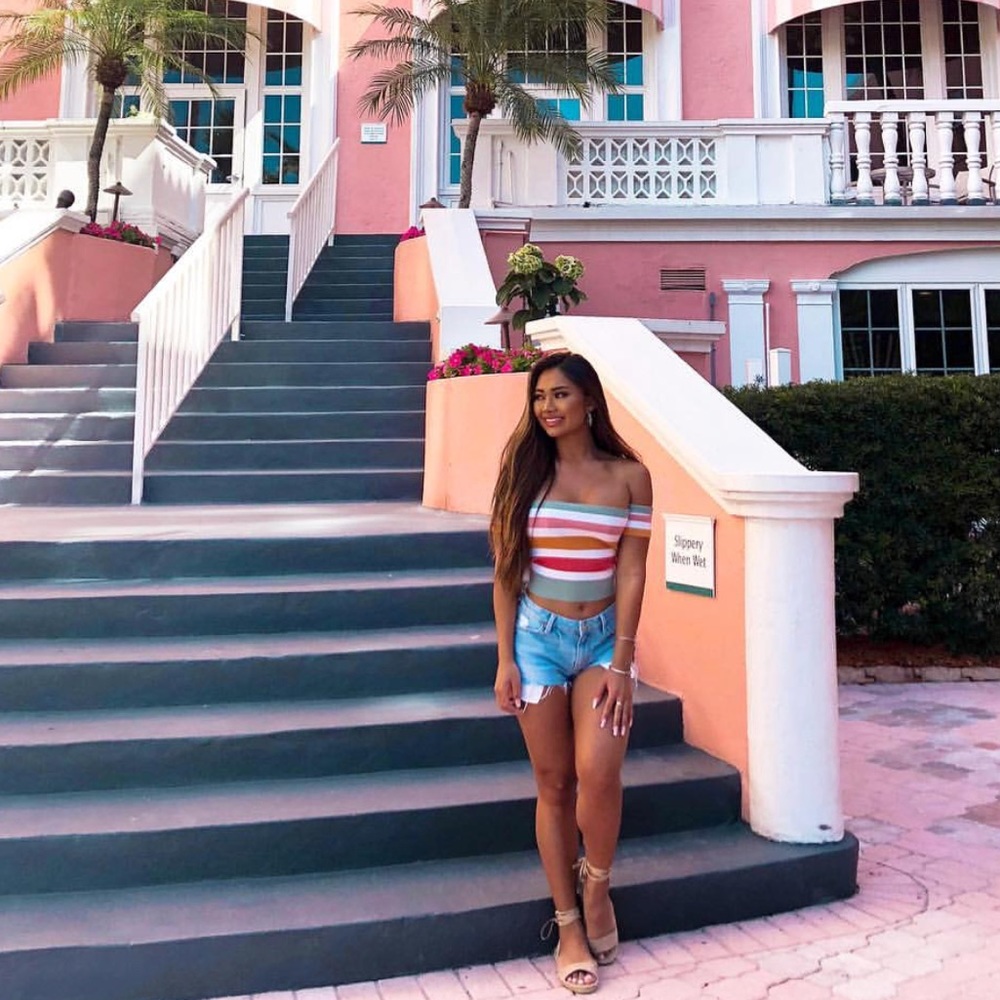 Off-The-Shoulder colorful Crop Top